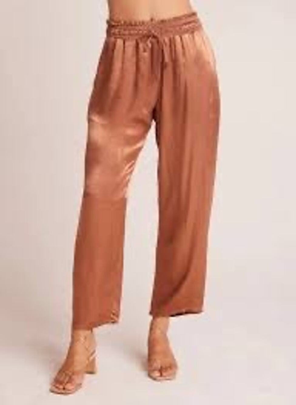 Bella Dahl Women’s Smocked Waist Trousers Sz ‎ XS Satin Curacou Coconut Cropped